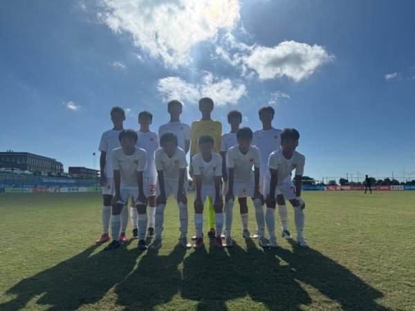 上海海港U15参加南一区9-16名排位赛，最终2胜1负名挨次十