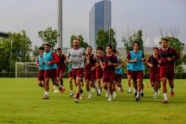 海港队本周三再行皆集，全身心参加到下一阶段备战侦查中