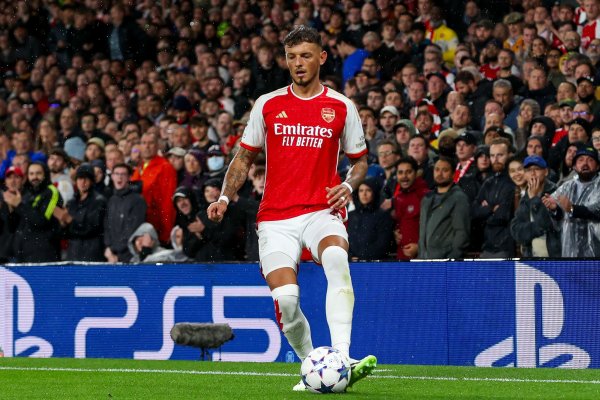 记者：本-怀特体魄存在小问题，莫得插足阿森纳今天的考核