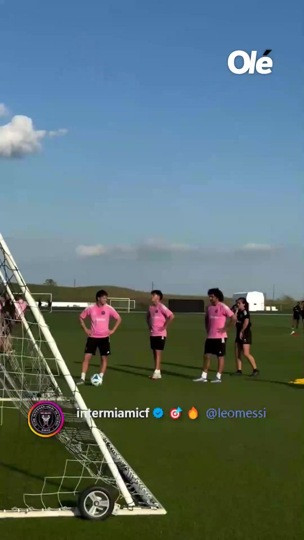 小菜一碟！梅西、德保罗覆按场挑战球门后进球，梅西温存完成