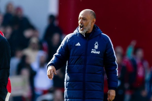 记者：努诺是西汉姆选帅第一候选东谈主，已进行止境深刻的琢磨