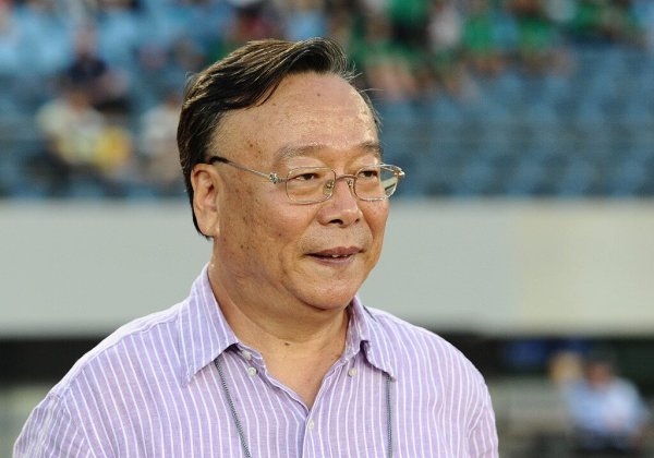 石雪清谈张卓毅青训纠纷：嗨球活动不非法，但这种悲催弗成再发生