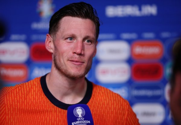 韦霍斯特：我的进球如实是哨响后的射门，加克波说他思罚点球