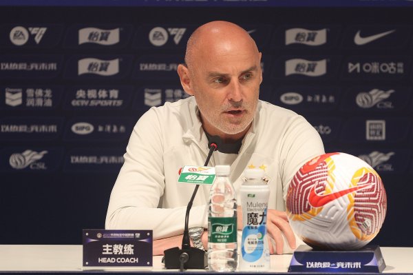 邮报：流浪者买断海港主帅穆斯卡特的金额为数百万，需恭候四周