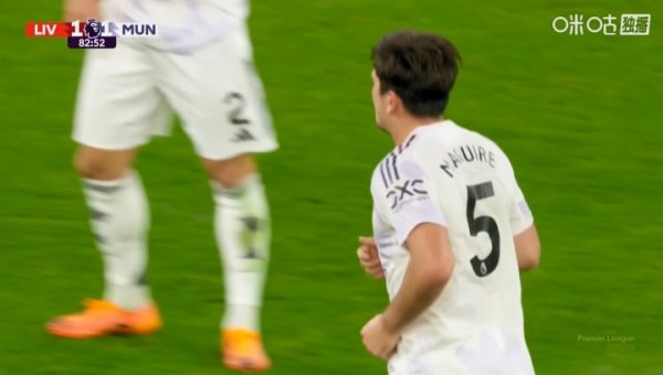 英超导播懂球！马奎尔绝杀前转播镜头给他5秒特写，15秒后就进球