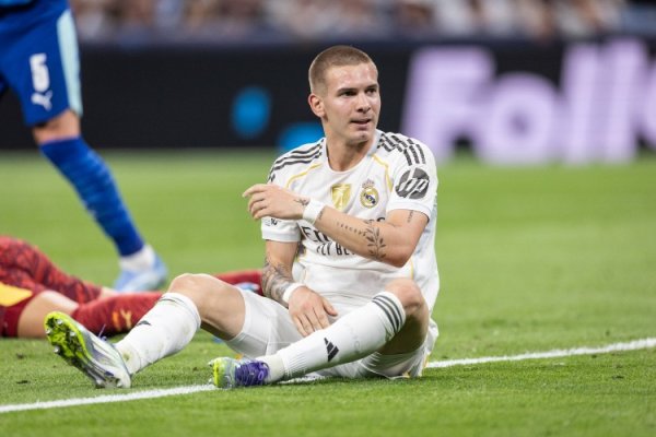 10场1球…18岁马斯坦托诺11战8首发占据主力，但阐扬辣眼数据欠安