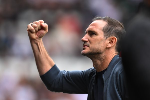 考文垂12轮34球，兰帕德带队追平英冠联赛尘封多年的记载