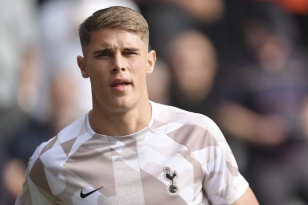 埃弗顿本赛季主场英超首败！热刺单场英超3粒头球是08年以来初度