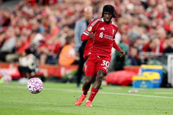 罗马诺: 弗林蓬肌肉受伤, 赛后将接纳利物浦责任主谈主员的评估