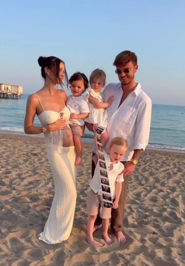 恭喜！麦迪逊女友再次诞下一双双胞胎