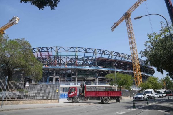 阿斯：巴萨计较下周试点洞开诺坎普，但愿11月22日崇敬总结踢毕巴