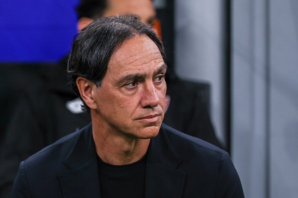 斯基拉：佛罗伦萨琢磨让内斯塔抓掌帅印，契约至来岁6月+续约选项