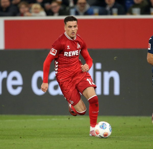 弗洛因德谈小将马拉：他的发展势头很好，仍是能为德国国度队踢球