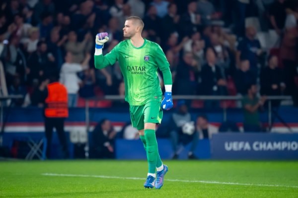 门将莳植：两个丢球是因为恩里克的战略，舍瓦利耶的心理也不自由