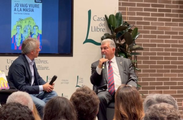 拉波尔塔：梅西值得巴萨最高的请安 已在盘考在诺坎普为他立雕像