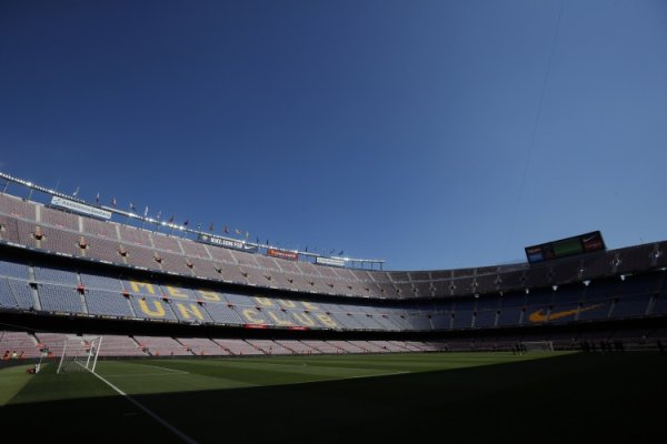 阿斯：巴萨对阵阿拉维斯比赛，欧足联会派查验员查验诺坎普法式