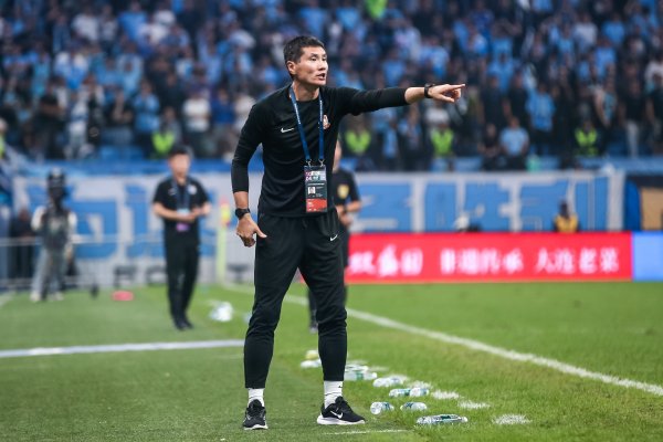 不敌越南！媒体东谈主：丢球很狼狈很莫名，邵佳一失望？简略是民风了