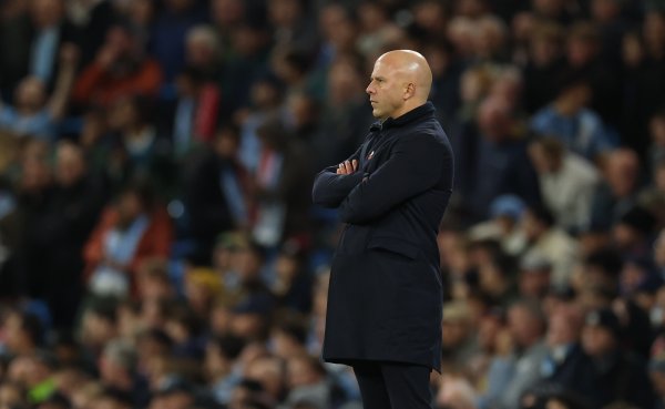 联赛中贯穿两场3球或以上颓势落败，利物浦自1965年4月以来初次