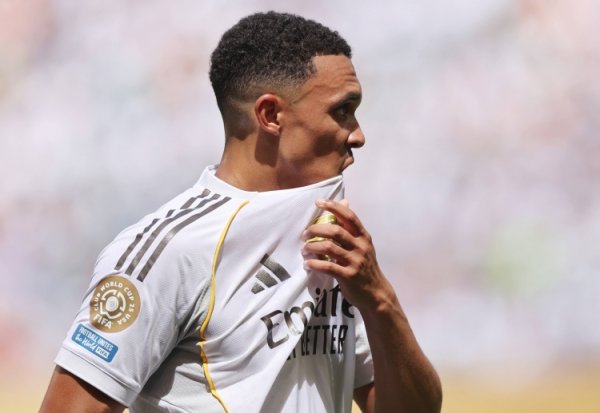 2名英格兰球员为皇马西甲首发，前次仍是2006年的小贝和伍德盖特