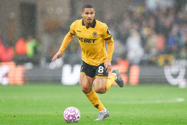 镜报：曼联特意若昂·戈麦斯，进欧冠或使他覆没加盟利物浦的梦思