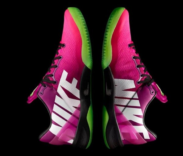 耐克科比联名球鞋行将追念，加入足球鞋的筹划灵感